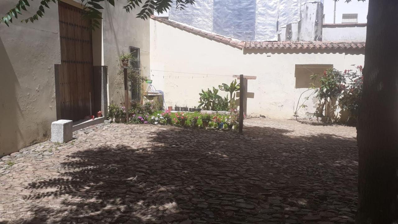 Albergue Convento S.Francisco Сафра Экстерьер фото